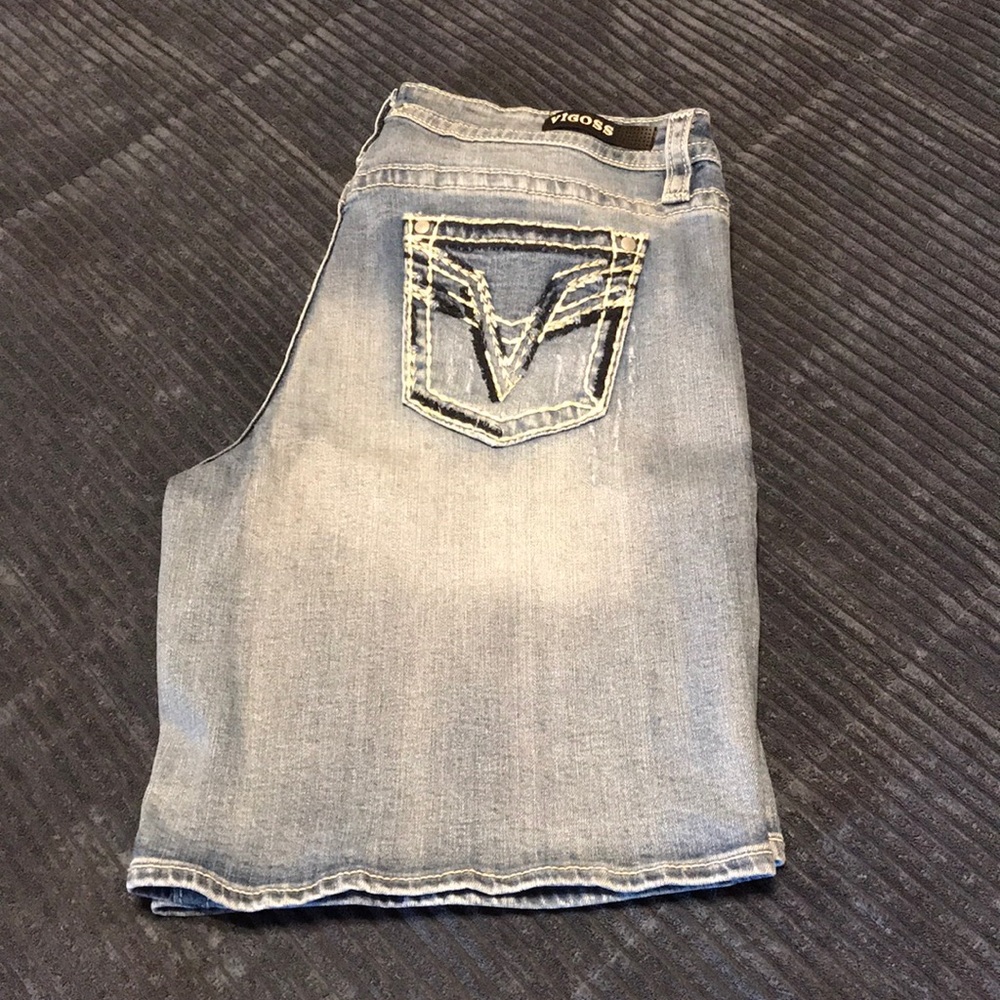 Vigoss Chelsea Bermuda Shorts NWOT Size 15/16